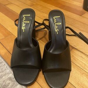 Lulu's Black Women's Sandals